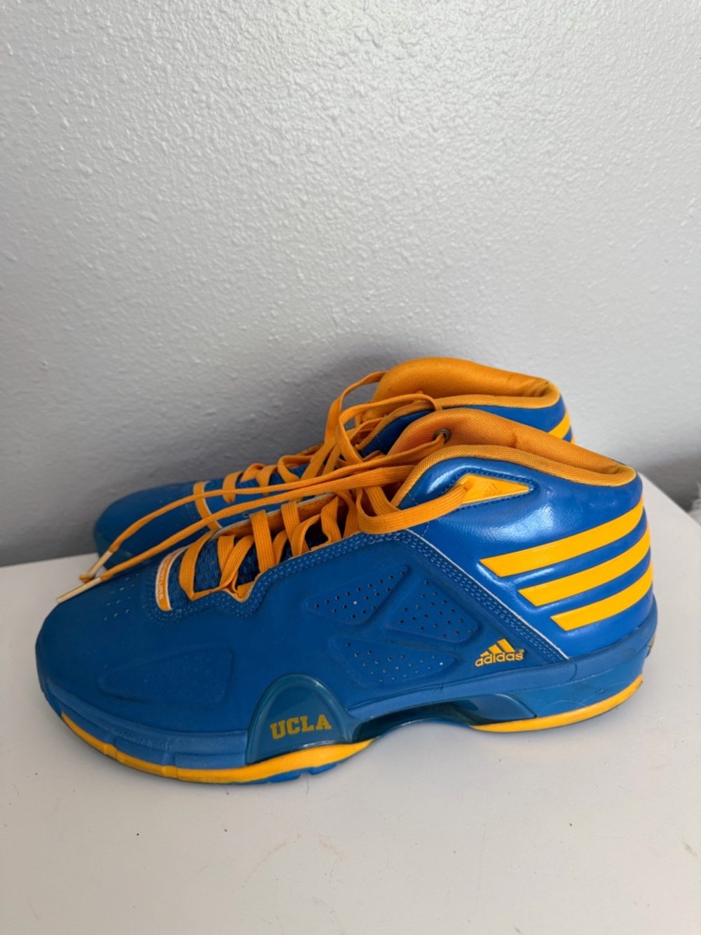 adidas UCLA TS lightning creator sneakers